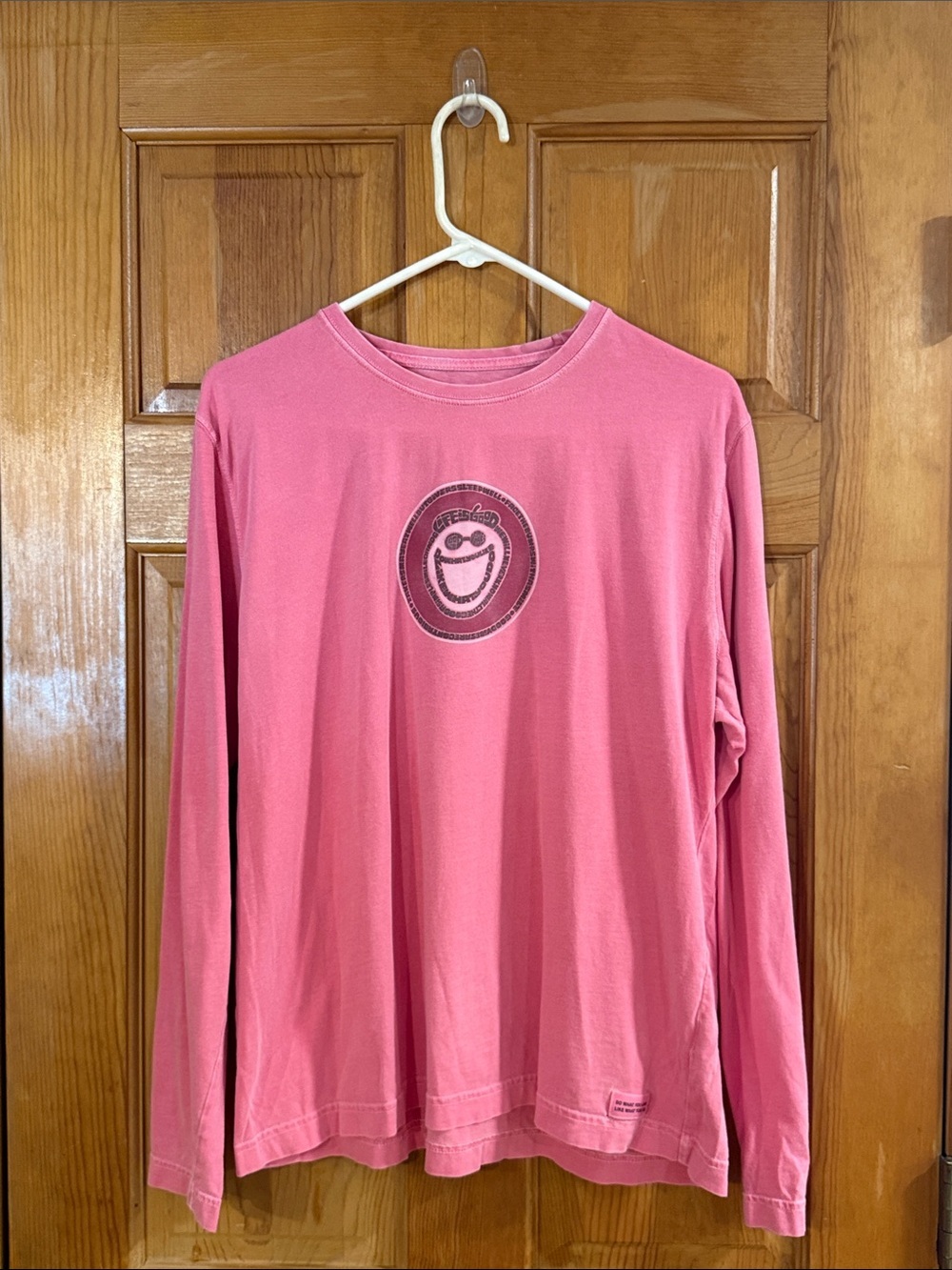 Life is good women’s long sleeve size large .